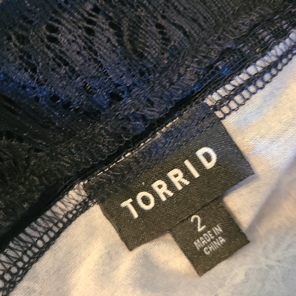 Torrid Navy Floral Lace Inset Tank - Picture 9 of 11